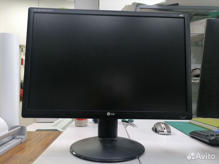 Монитор LG flatron 22