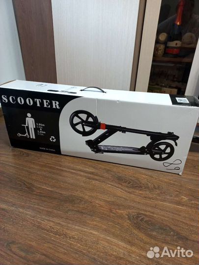 Самокат Zefir