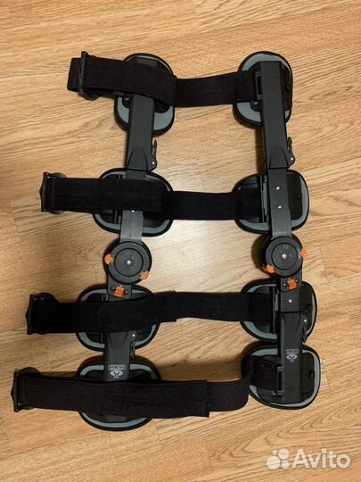 Шарнирный ортез на колено (тутор)