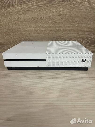 Xbox one s + куча игр