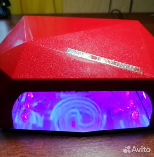 Лампа для маникюра и педикюра