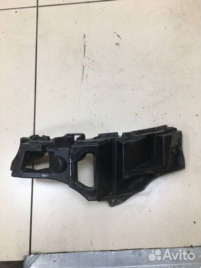 Кронштейн бампера задний правый Renault Fluence