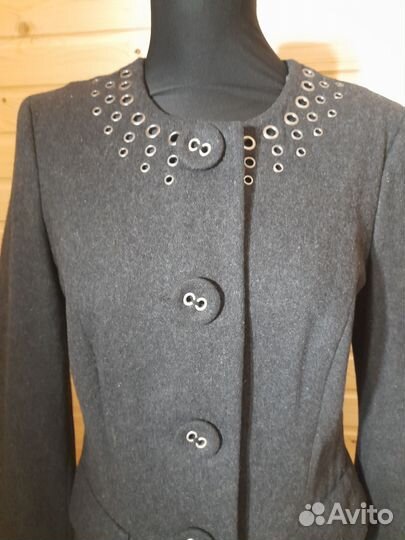 Пальто Denny Rose шерсть 48 р-р