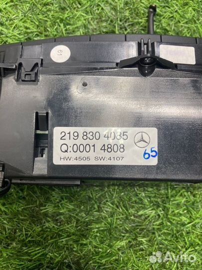 Блок управления климат-контролем Mercedes Cls W219