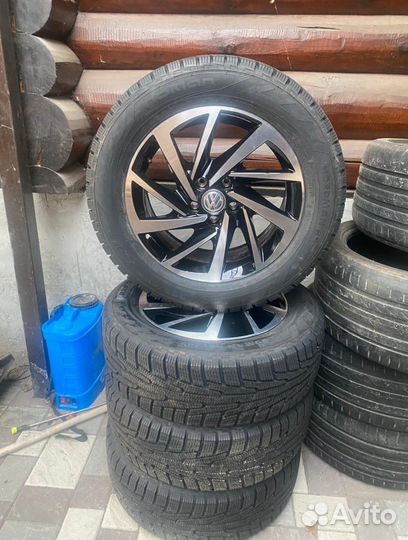 Заводские диски с резиной Volksvagen r17 новые