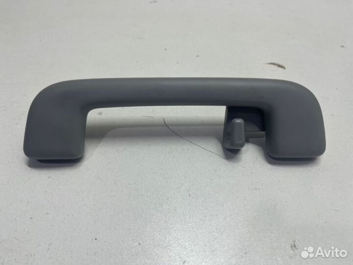 Ручка внутренняя потолочная задняя левая Toyota