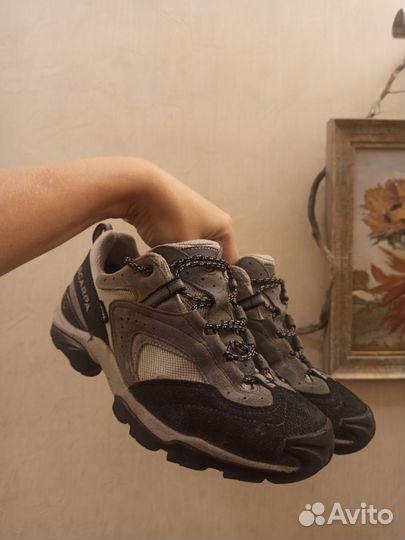 Треккинговые кроссовки Scarpa