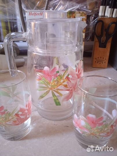 Кувшин стекло