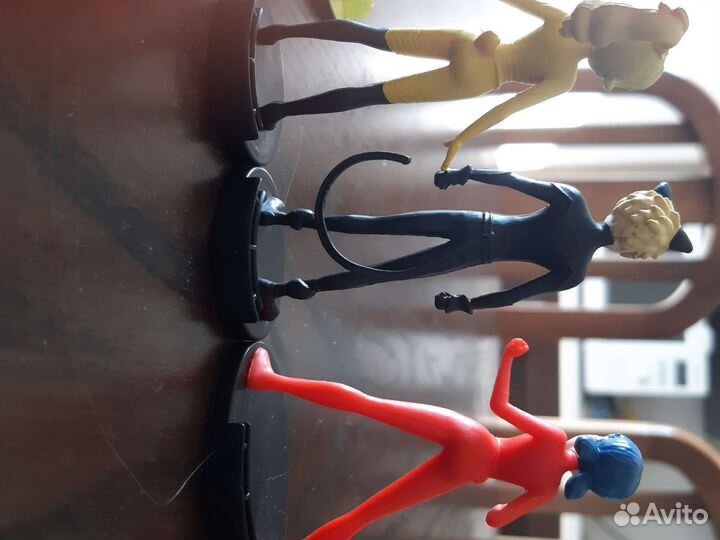 Фигурки леди баг и супер кот