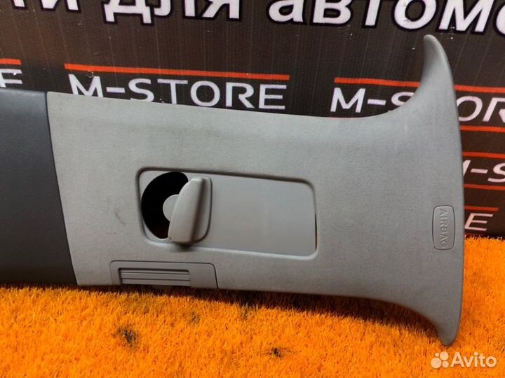 Обшивка стойки правая Volkswagen Touareg 7L BMV