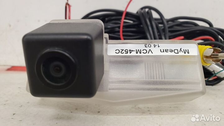Камера заднего вида MyDean VCM-452C Toyota RAV4 40