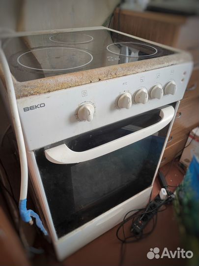 Продам электроплиту б/у