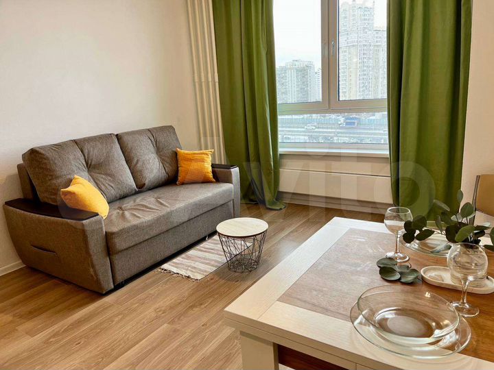 2-к. квартира, 55 м², 9/33 эт.