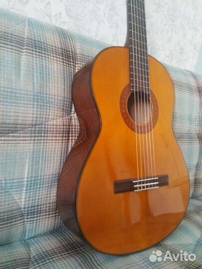 Классическая гитара yamaha c70