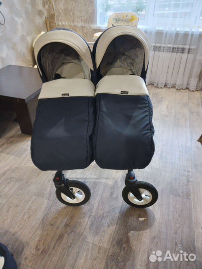 Коляска 2 в 1 Mikado для двойни