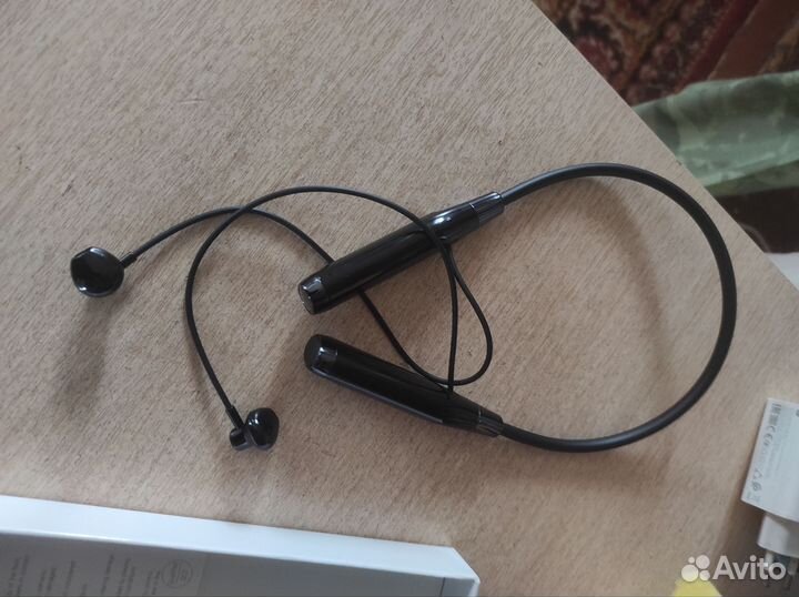 Наушники с микрофоном беспроводные