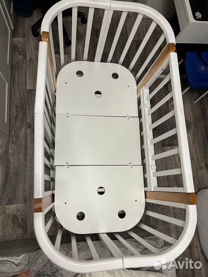 Детская кроватка трансформер с маятником