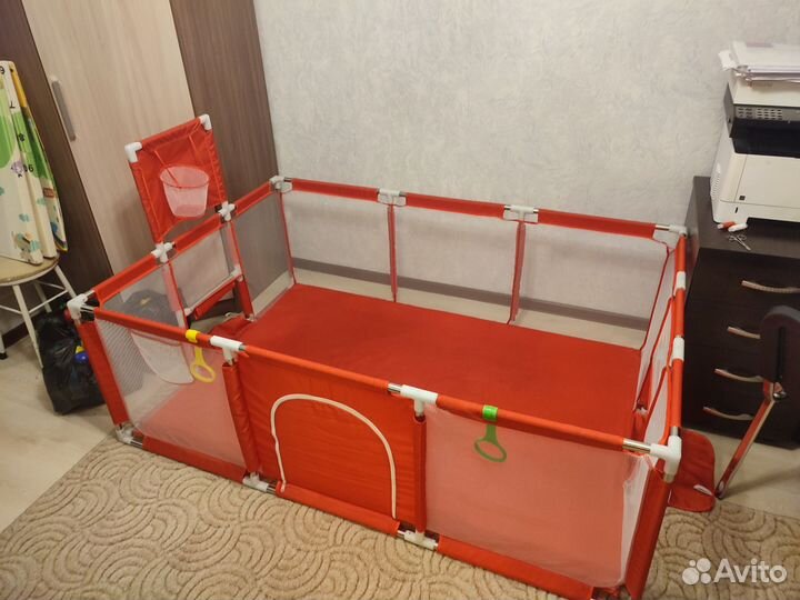 Большой манеж + качалка + коврик + шарики + коврик