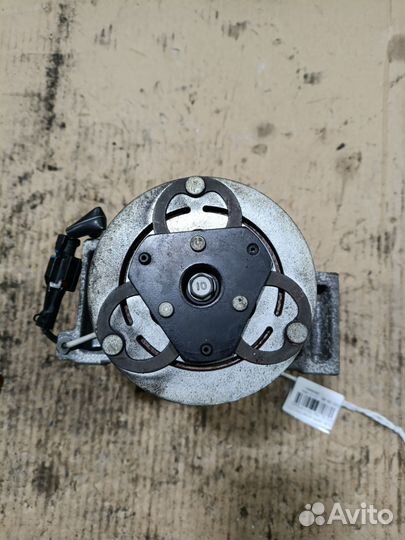 Компрессор кондиционера Subaru Impreza GH2