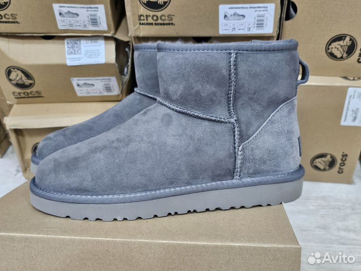 Ugg classic mini II Grey