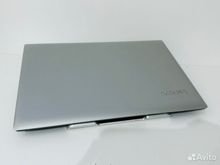 Новенький Lenovo full HD AMD A9-9420/ SSD