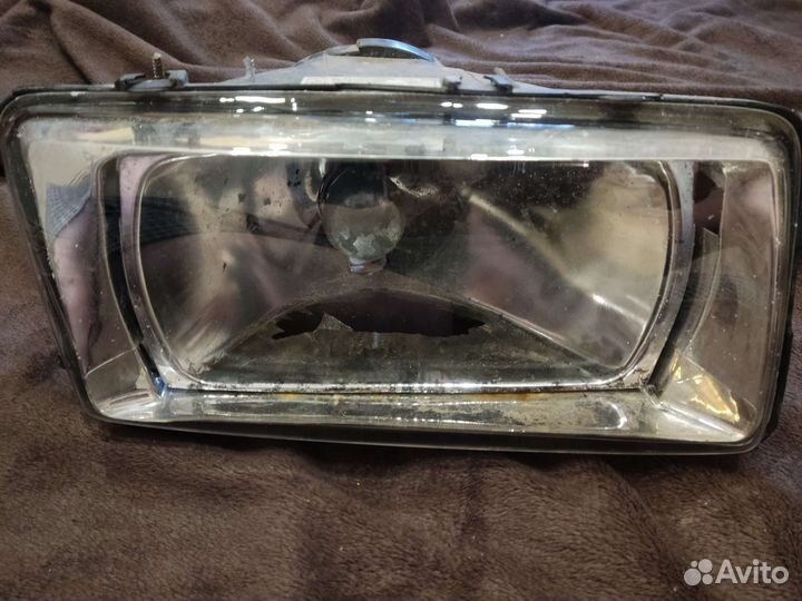 Стекла фар Audi 80 b3