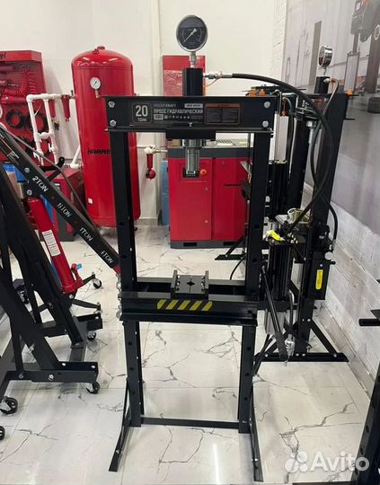 Пресс гидравлический с пневмоприводом 20 тонн
