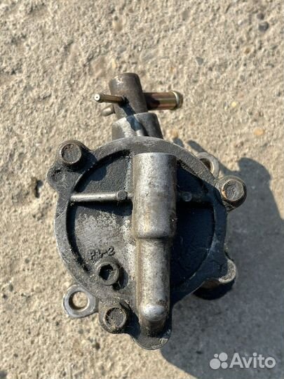 Насос вакуумный на 4м41 Митцубиси Паджеро 3