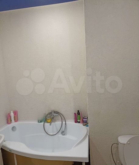 2-к. квартира, 52 м², 8/9 эт.