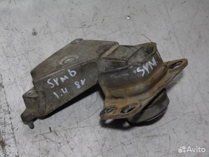 Кронштейн двигателя опора 1.4 Рено Симбол 1