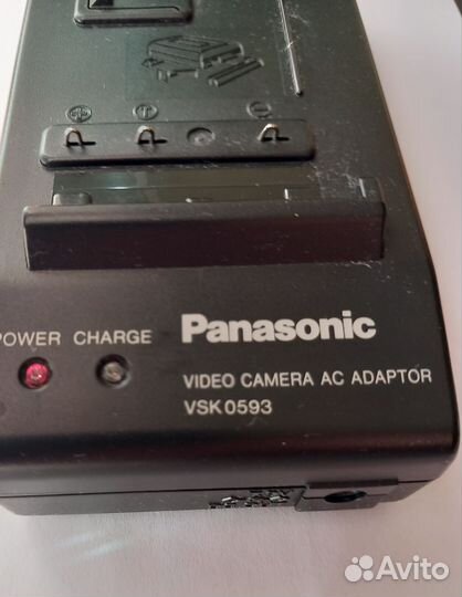 Зарядное устройство для видеокамеры Panasonic