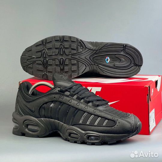 Кроссовки Nike Air Max Tailwind 4