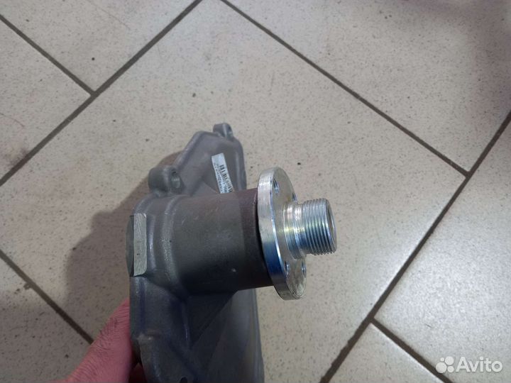 Передняя крышка гбц змз 409 под вискомуфту