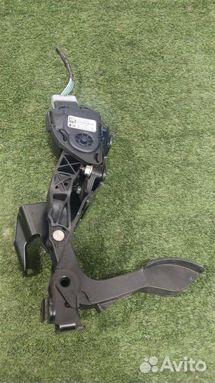 Педаль газа электронная Peugeot Expert 2010