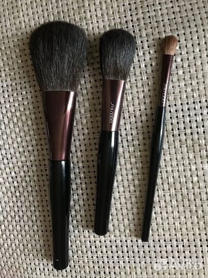 Кисть Shiseido