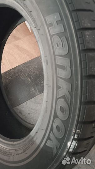 Hankook Radial RA08 215/65 R17