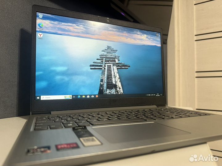 Ноутбук Lenovo ideapad 3