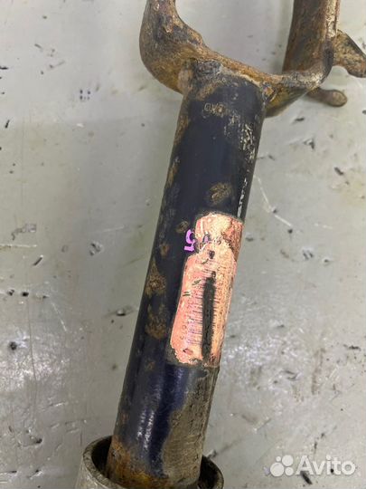 Стойка амортизатора передняя правая Mercedes E