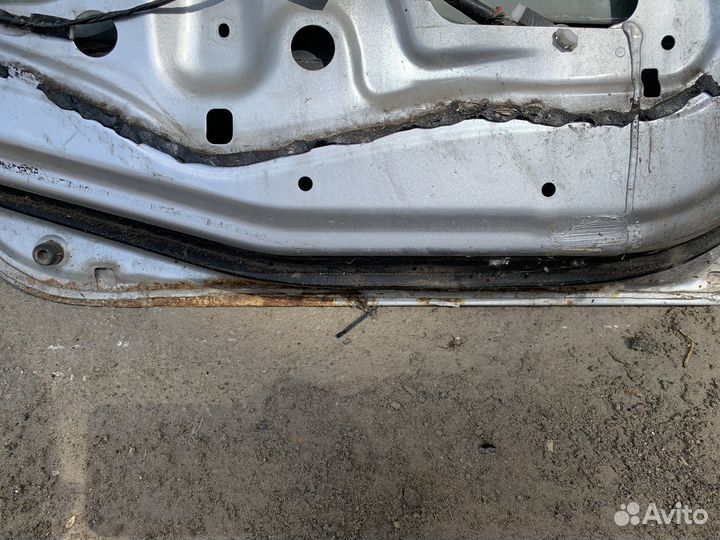 Дверь задняя левая Lancer 9