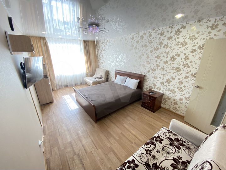 2-к. квартира, 65 м², 2/5 эт.