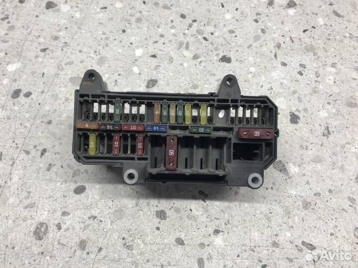 Блок предохранителей BMW 7-Series E65,E66 2001-200