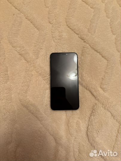 iPhone X, 64 ГБ