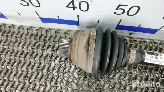 Привод передний правый audi A5 1 (4AD17N101)