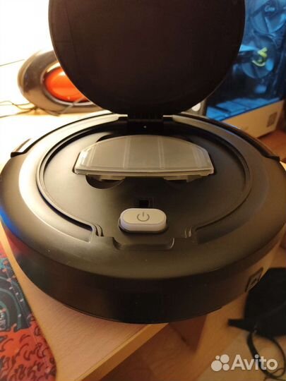 Робот пылесос