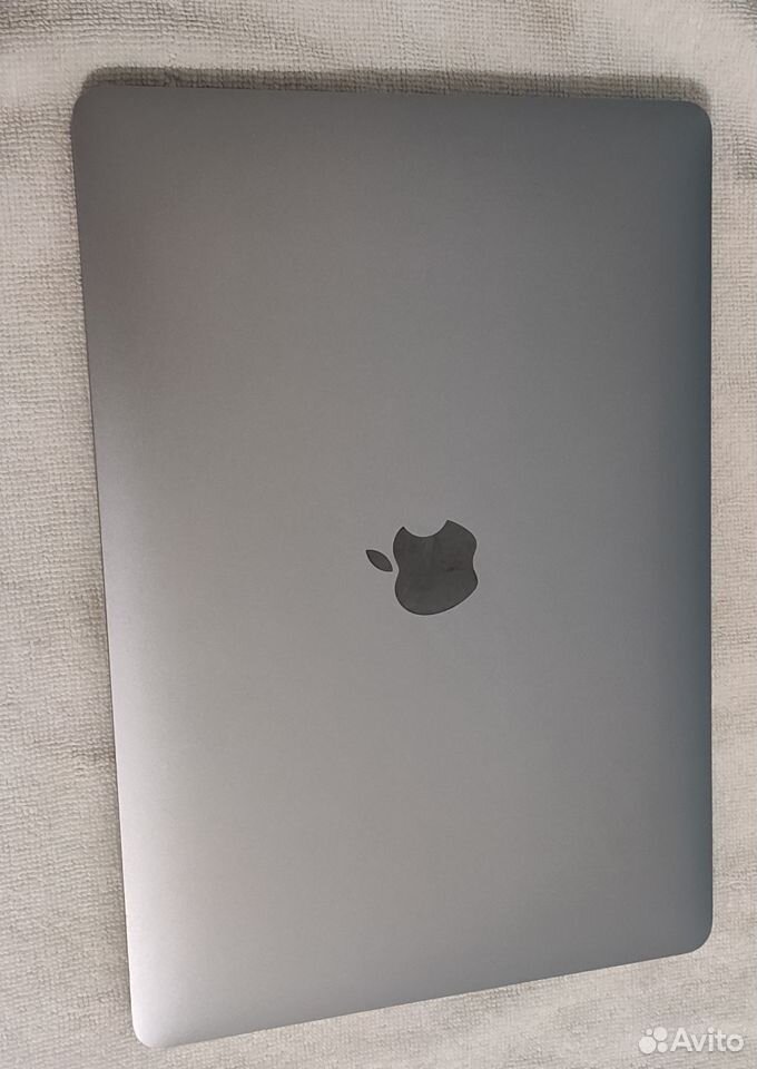 Apple macbook pro 13 2017 8/256