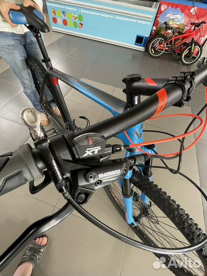 Велосипед Cube