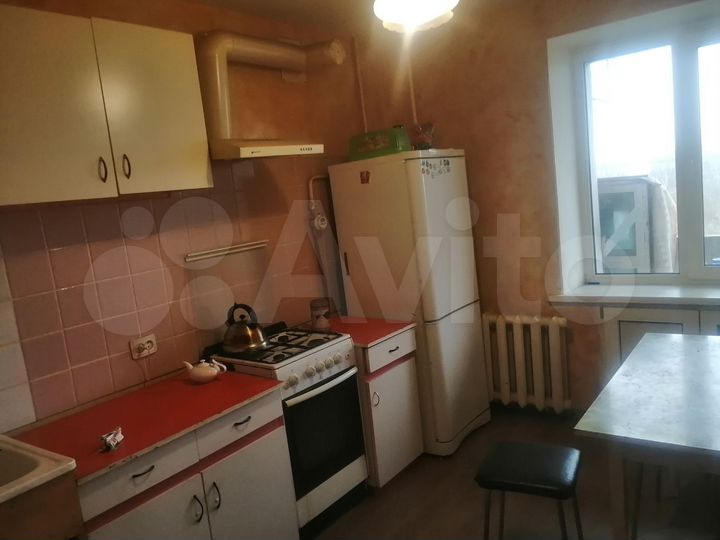 2-к. квартира, 49 м², 8/10 эт.