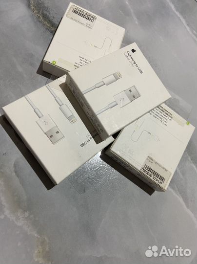Кабель для зарядки iPhone