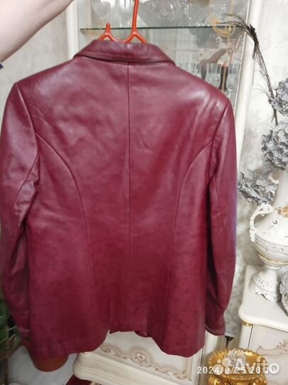 Куртка женская размер 42-44