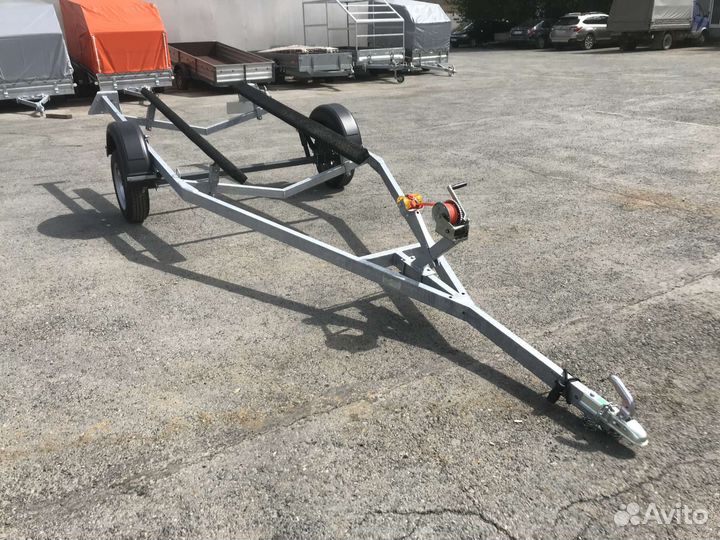 Прицеп для лодки 5,5 м